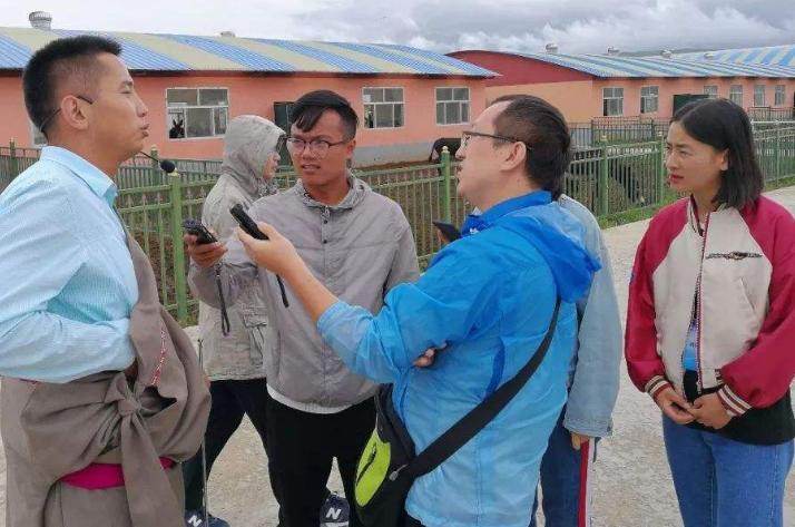 “港媒披露：“占中公投”互联网卫士与美中情局渊源深”