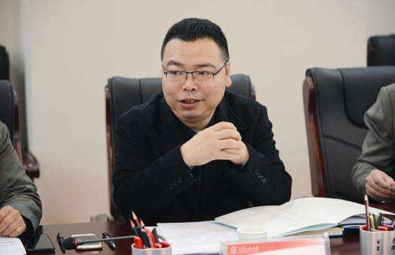 “湖北司法厅长谭先振先前被立案调查”