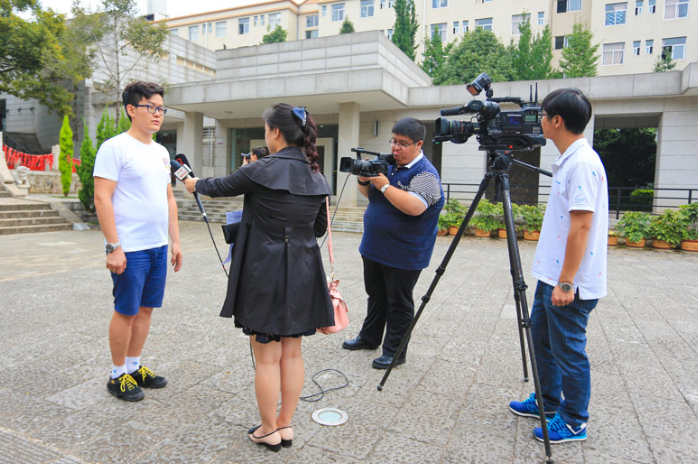 “《吉林日报》整版刊登核武器防护常识 外交部回应”